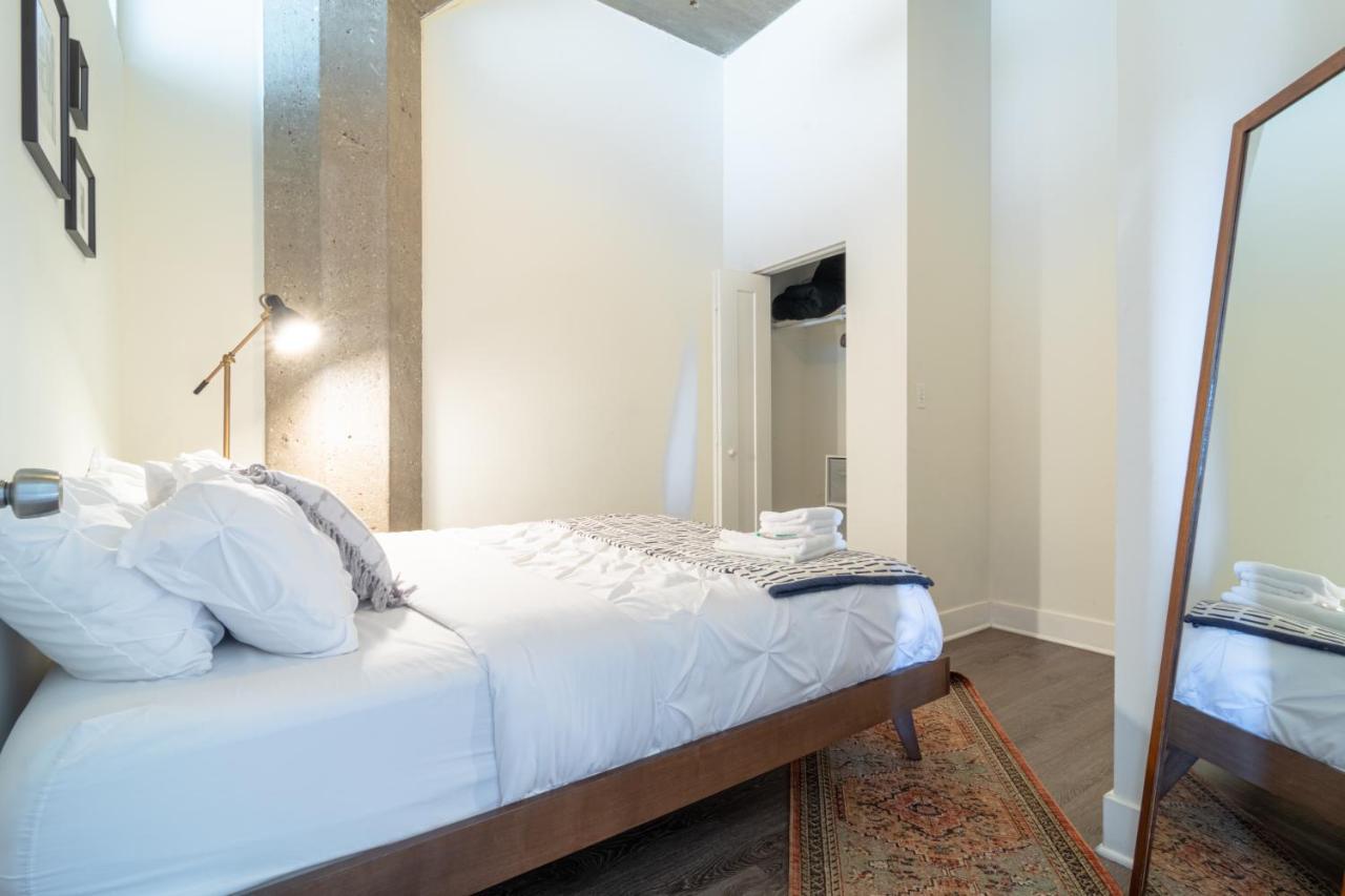 Mccormick Place Modern 2Br Loft In Downtown Chicago Michigan Avenue With Optional Parking Near Soldier Field Kültér fotó